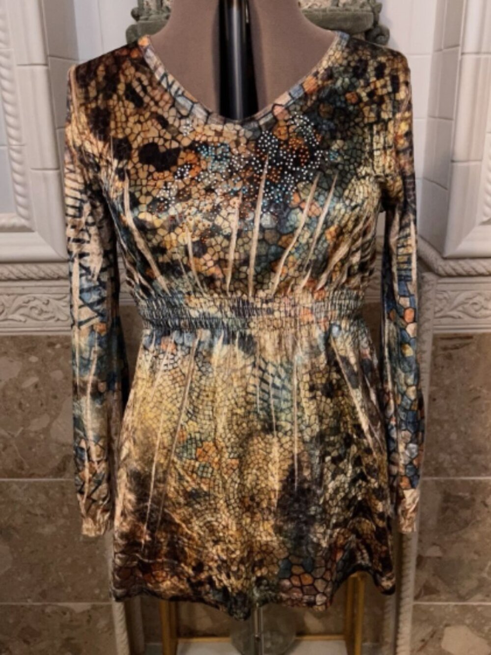 New Directions. Sz XL. Rhinestone enhanced. Stretch Velvet Elastic Waist. B40